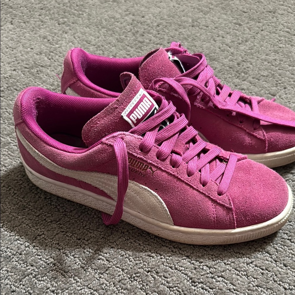 PUMA Women's Pink Suede Classic Sneakers